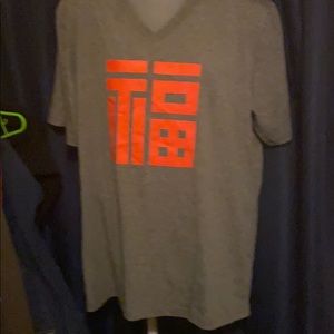 Men’s t shirt size XL